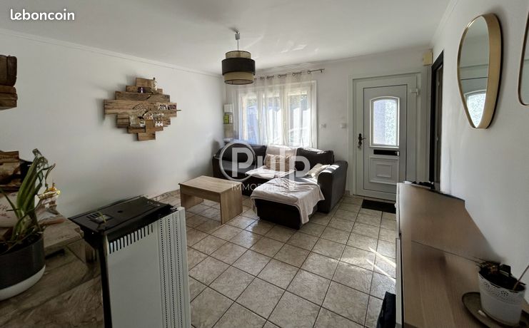 2 bedrooms House in Grenay, France No. 310151