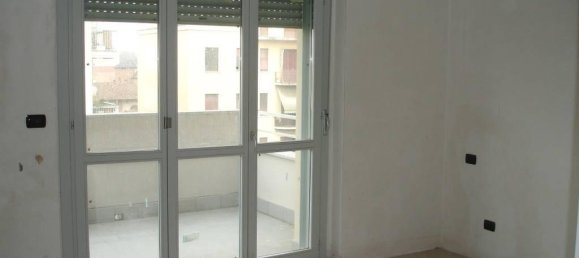 Пентхаус с 3 комнатами в Виджевано, Италия № 86211 16