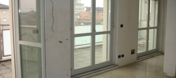 Пентхаус с 3 комнатами в Виджевано, Италия № 86211 4