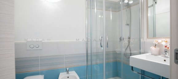 Квартира с 2 комнатами в Ольбия, Италия № 124997 32