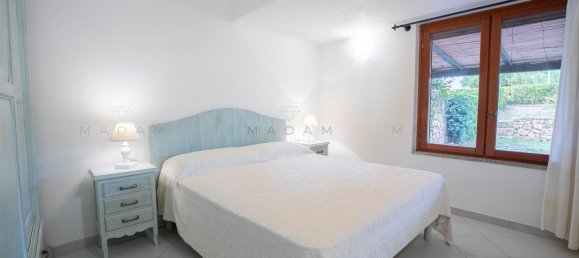 Квартира с 2 комнатами в Ольбия, Италия № 124997 30