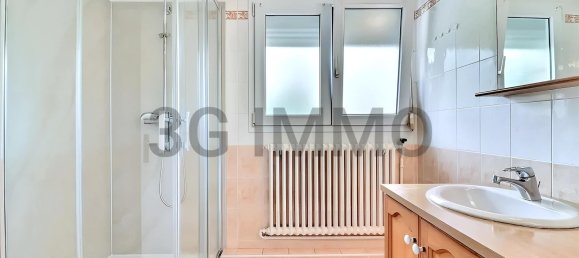 3 bedrooms House in Verneuil-en-Halatte, France No. 338670 8