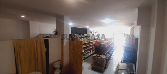 101m² Commercial property in Caldas da Rainha, Portugal No. 192665 21