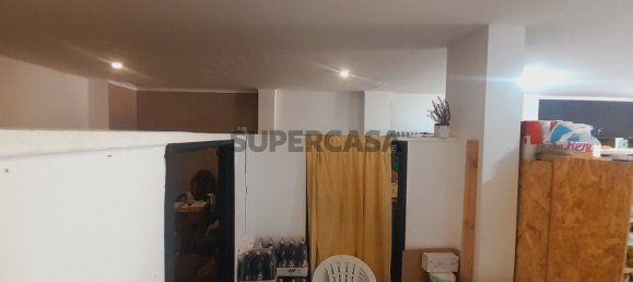 101m² Commercial property in Caldas da Rainha, Portugal No. 192665 22