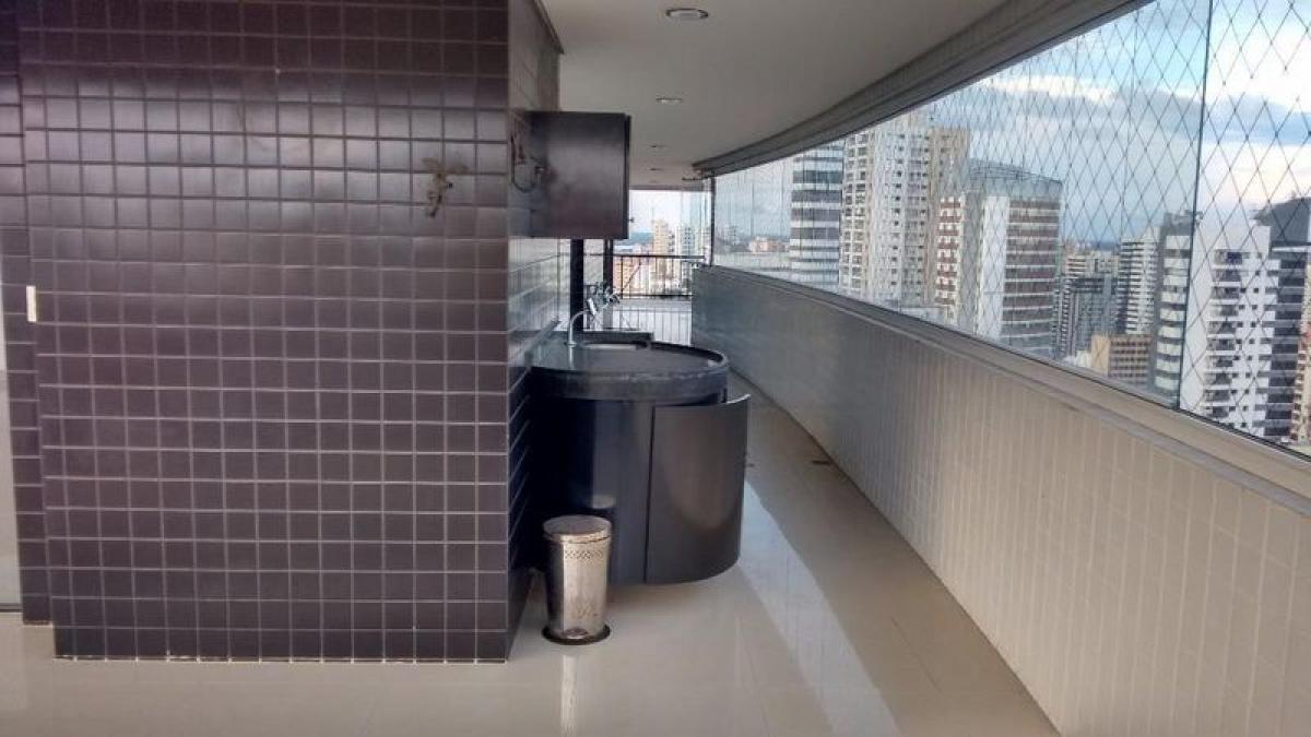 3 bedrooms Apartment in Belem, Brazil No. 531086