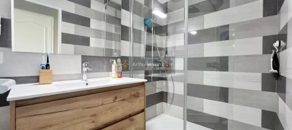 1 bedroom Apartment in Frejus, France No. 312055 8