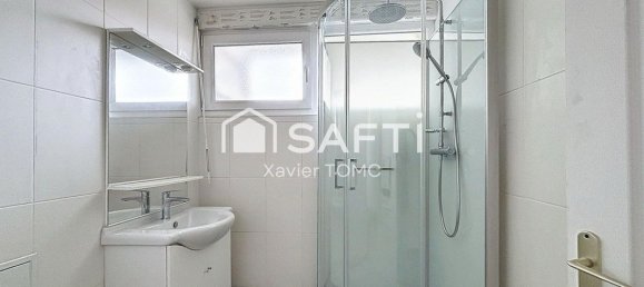 2 bedrooms Apartment in Lens, France No. 158605 2