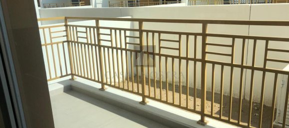 3 bedrooms Villa in Dubai, UAE No. 15721 11