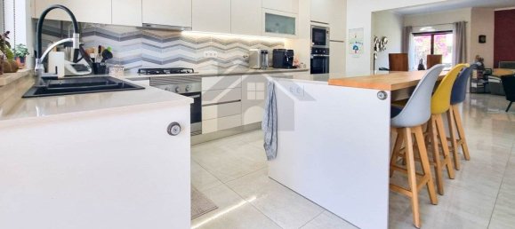 5 Schlafzimmer Haus in Lagoa, Portugal, Nr. 306478 3