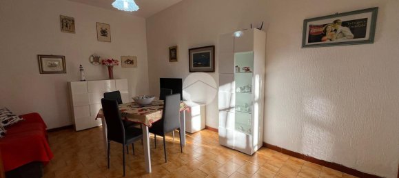 Apartamento de 4 divisões em Ardea, Italy N.º 7438 3