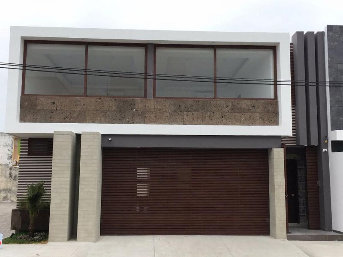 Дом с 4 спальнями в Веракрус, Мексика № 208057