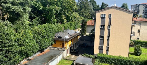 3 Schlafzimmer Wohnung in Carate Brianza, Italy, Nr. 361142 9