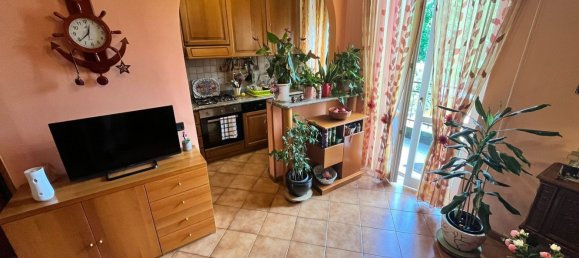 3 Schlafzimmer Wohnung in Carate Brianza, Italy, Nr. 361142 24