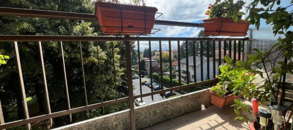 3 Schlafzimmer Wohnung in Carate Brianza, Italy, Nr. 361142 28