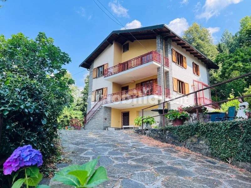 4 Schlafzimmer Villa in Ceres, Italy, Nr. 104105