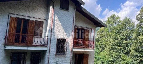 4 Schlafzimmer Villa in Ceres, Italy, Nr. 104105 8