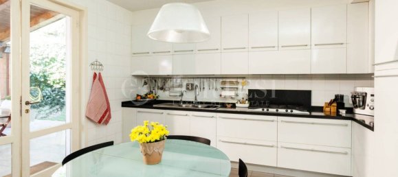 6 غرف نوم فيلا في Città di Castello, Italy رقم 267173 8