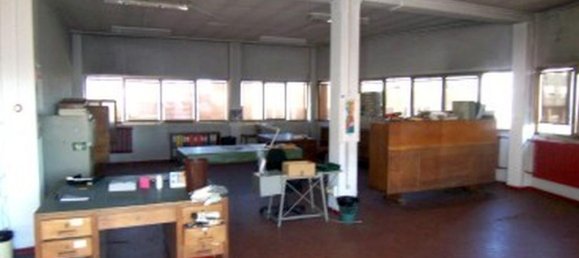 Edificio de 4 habitaciónes en Baranzate, Italy No. 232703 7