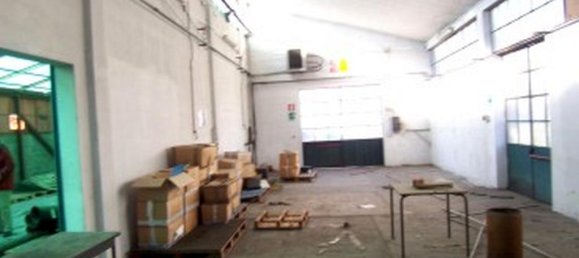 Edificio de 4 habitaciónes en Baranzate, Italy No. 232703 15