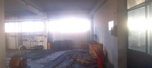 Edificio de 4 habitaciónes en Baranzate, Italy No. 232703 23