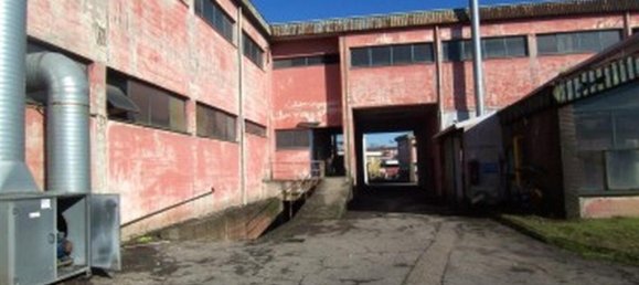 Edificio de 4 habitaciónes en Baranzate, Italy No. 232703 17