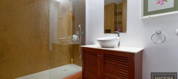 4 rooms House in Funchal, Portugal No. 140373 22