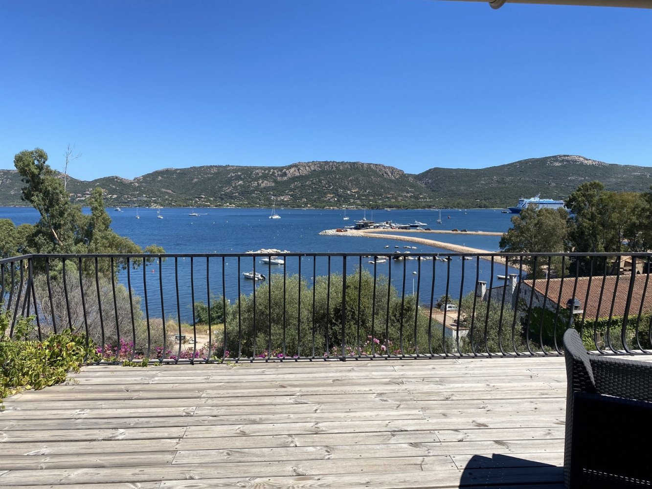 5 bedrooms Villa in Porto-Vecchio, France No. 90397