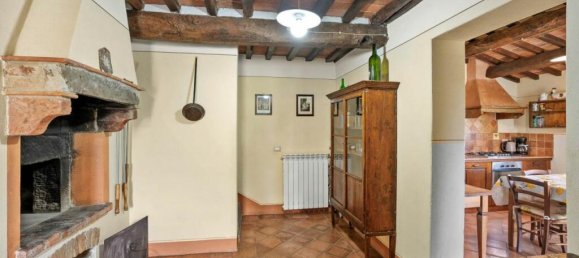 2 bedrooms Villa in Cortona, Italy No. 54525 11