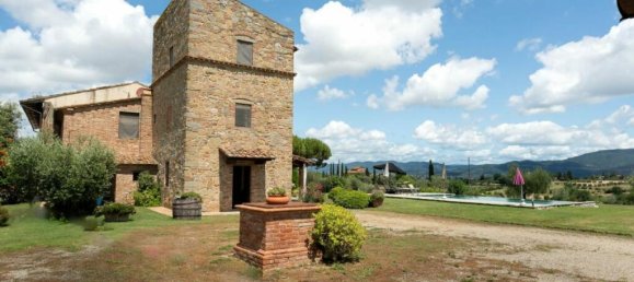 2 bedrooms Villa in Cortona, Italy No. 54525 4