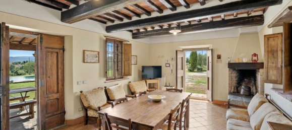 2 bedrooms Villa in Cortona, Italy No. 54525 9