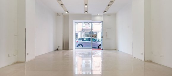 Propiedad comercial en Monopoli, Italy 97 m² No. 311620 3