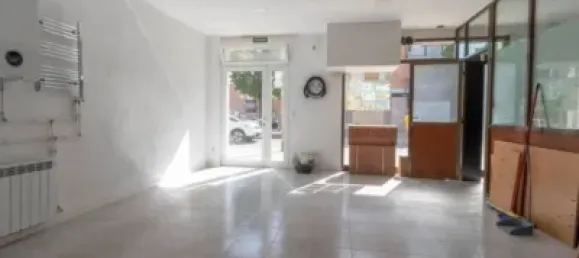 84m² Commercial property in Pineda de Mar, Spain No. 143008 5