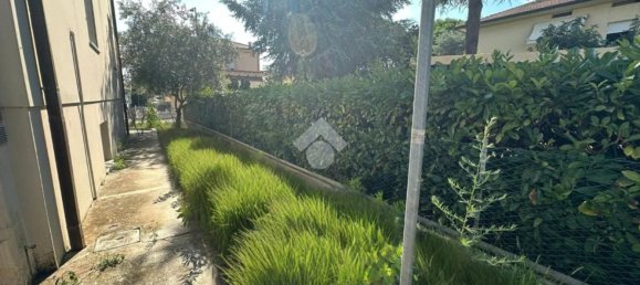 4 rooms Apartment in Pesaro, Italy No. 260531 12