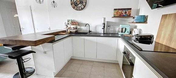 2 bedrooms Apartment in Ain, France No. 322452 6