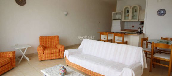 Квартира с 2 спальнями в Сан-Пауль-иль-Бахар, Мальта № 10785 2