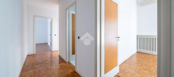 Penthouse de 4 divisões em Langhirano, Italy N.º 54009 60