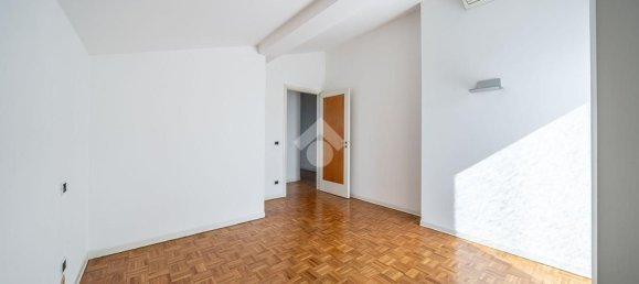 Penthouse de 4 divisões em Langhirano, Italy N.º 54009 33