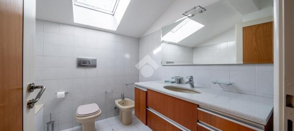 Penthouse de 4 divisões em Langhirano, Italy N.º 54009 35