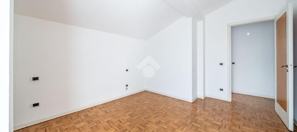 Penthouse de 4 divisões em Langhirano, Italy N.º 54009 27