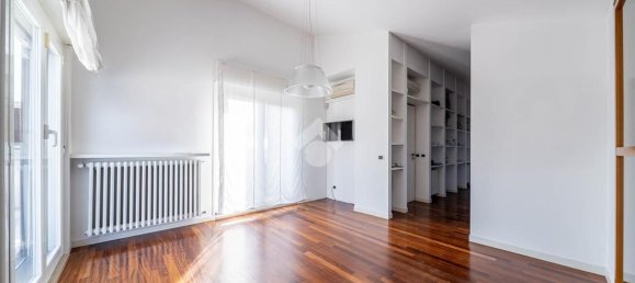 Penthouse de 4 divisões em Langhirano, Italy N.º 54009 49