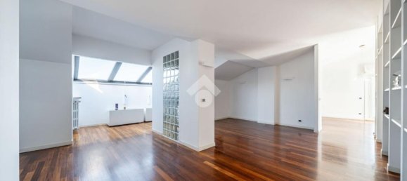 Penthouse de 4 divisões em Langhirano, Italy N.º 54009 38