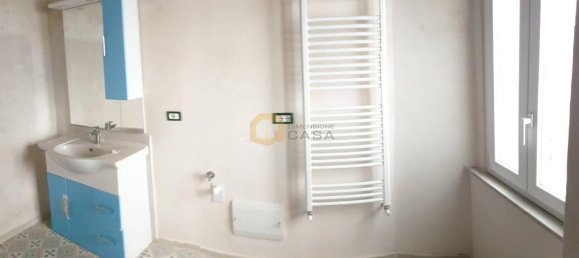 4 rooms House in Pietrasanta, Italy No. 144203 17