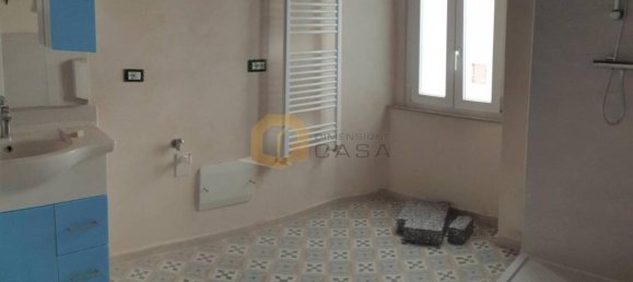 4 rooms House in Pietrasanta, Italy No. 144203 14