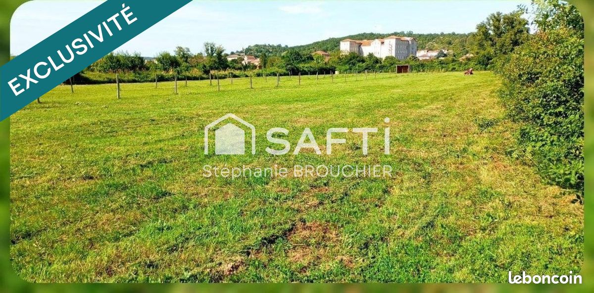 Terrain à Ruoms, France 16315m² No. 206240