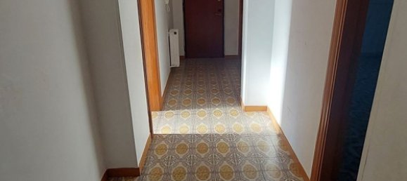 4 rooms Apartment in Bari, Italy No. 113894 9