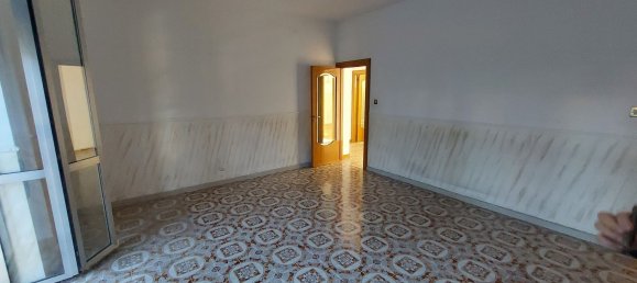 4 rooms Apartment in Bari, Italy No. 113894 17