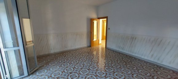 4 rooms Apartment in Bari, Italy No. 113894 13