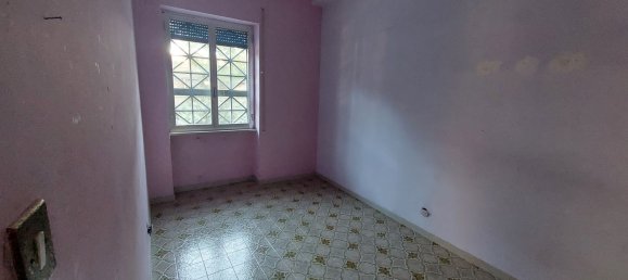 4 rooms Apartment in Bari, Italy No. 113894 15