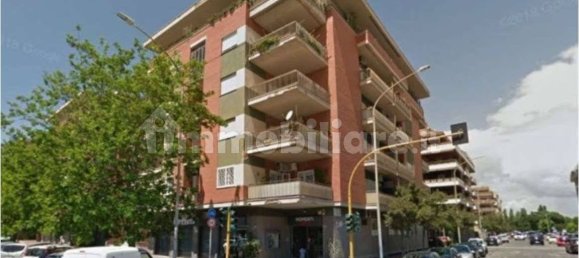 2 bedrooms Apartment in Rome, Italy No. 283174 3