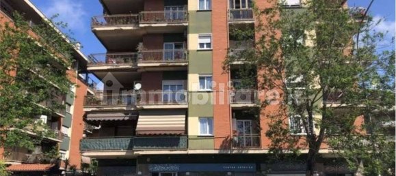 2 bedrooms Apartment in Rome, Italy No. 283174 5